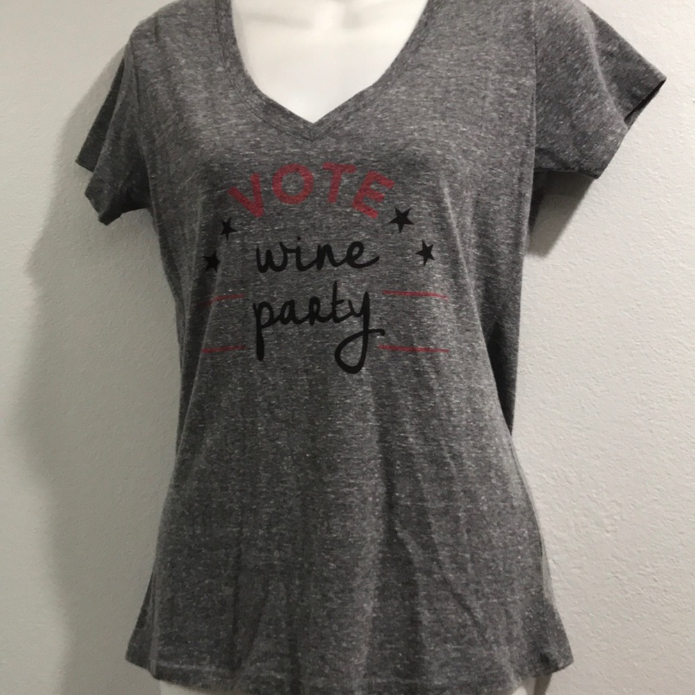 NORDSTROM Signorelli TShirt “Vote Wine Party” Graphic VNeck Heather Gray Tshirt